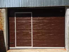 Ворота DoorHan со встроенной калиткой 2400х2600